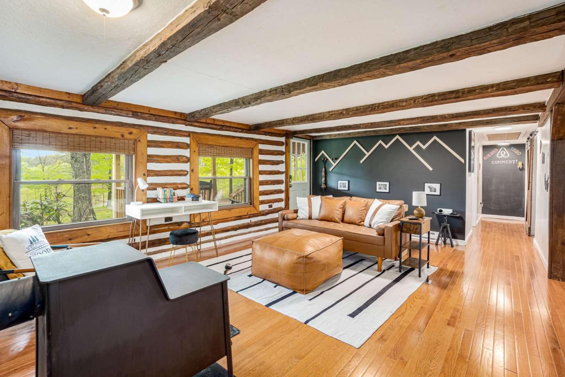 Modernized Log Cabin W Hot Tub Fire Pit & Views เบิร์กลีย์สปริงส์ ภายนอก รูปภาพ